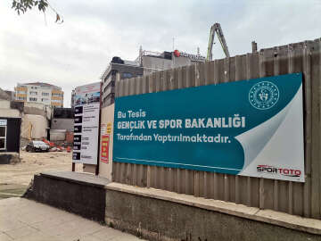 İzmir olimpik havuzlara kavuşuyor