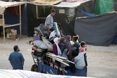 UNRWA: Bir haftada Refah’tan 300 bin kişi ayrıldı