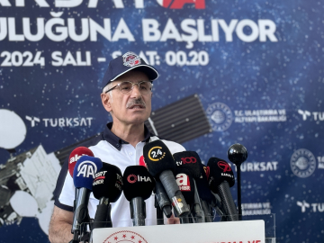 Bakan Uraloğlu: İHA'ların kontrolü Türksat uydularıyla daha güvenli hale gelecek