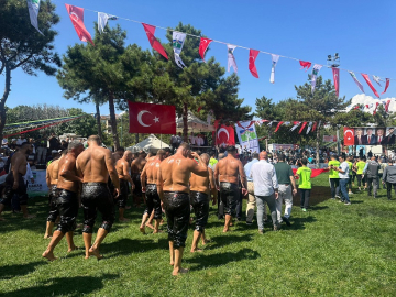 İstanbul - Bahçelievler’de 19’uncu Geleneksel Kocasinan Yağlı Güreşleri başladı